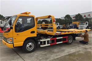 闸北区哪里有拖车服务