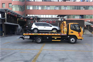 闸北区汽车紧急补胎换胎救援