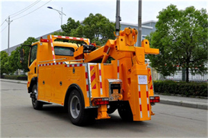 闸北区高速路拖车费